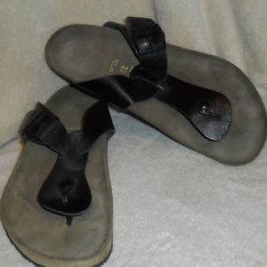 Birkenstock Gizeh Bk Leather Wmn13/13.5 Mns 11NWOT